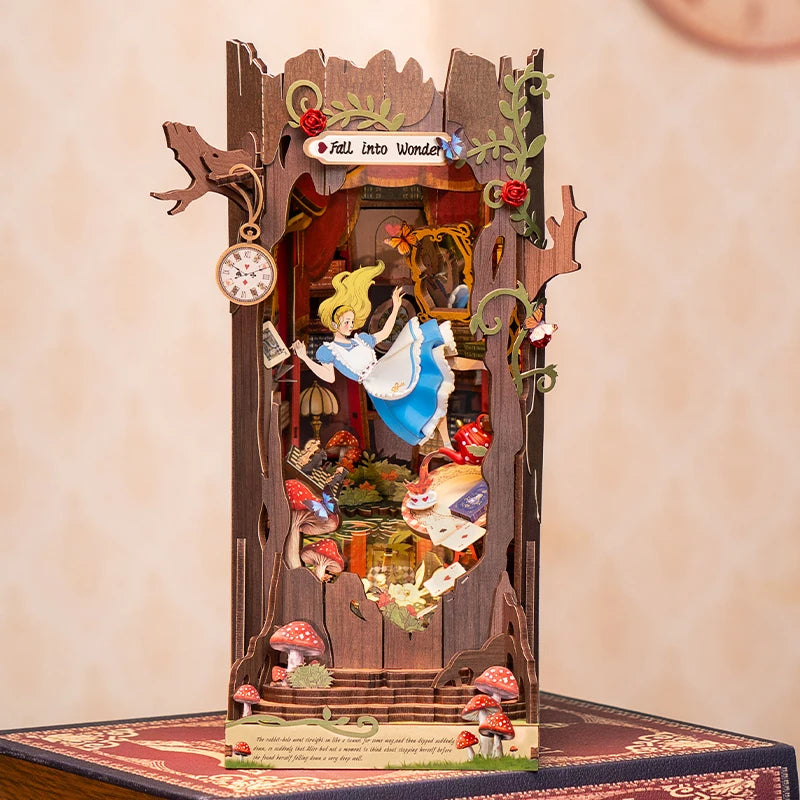 Alice Fall into Wonder DIY Booknook TGB12