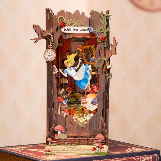 Alice Fall into Wonder DIY Booknook TGB12