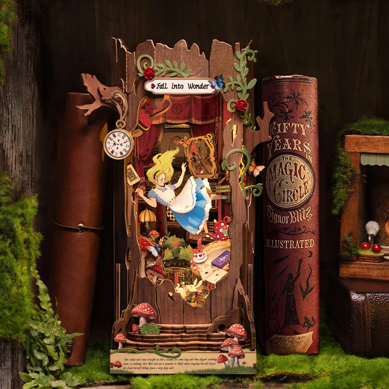 Alice Fall into Wonder DIY Booknook TGB12