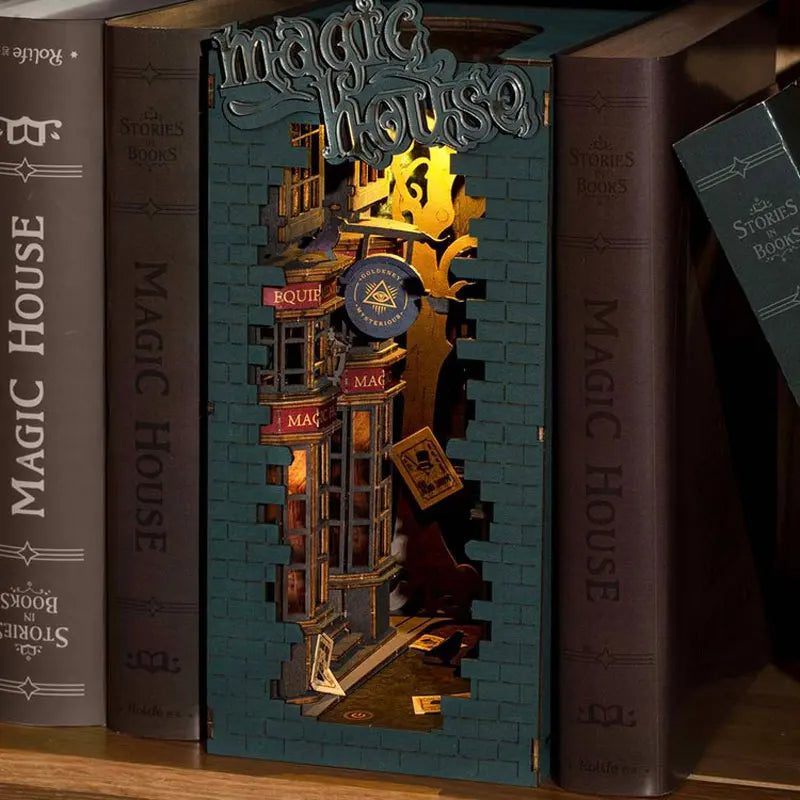 Magic House BookNook TGB03